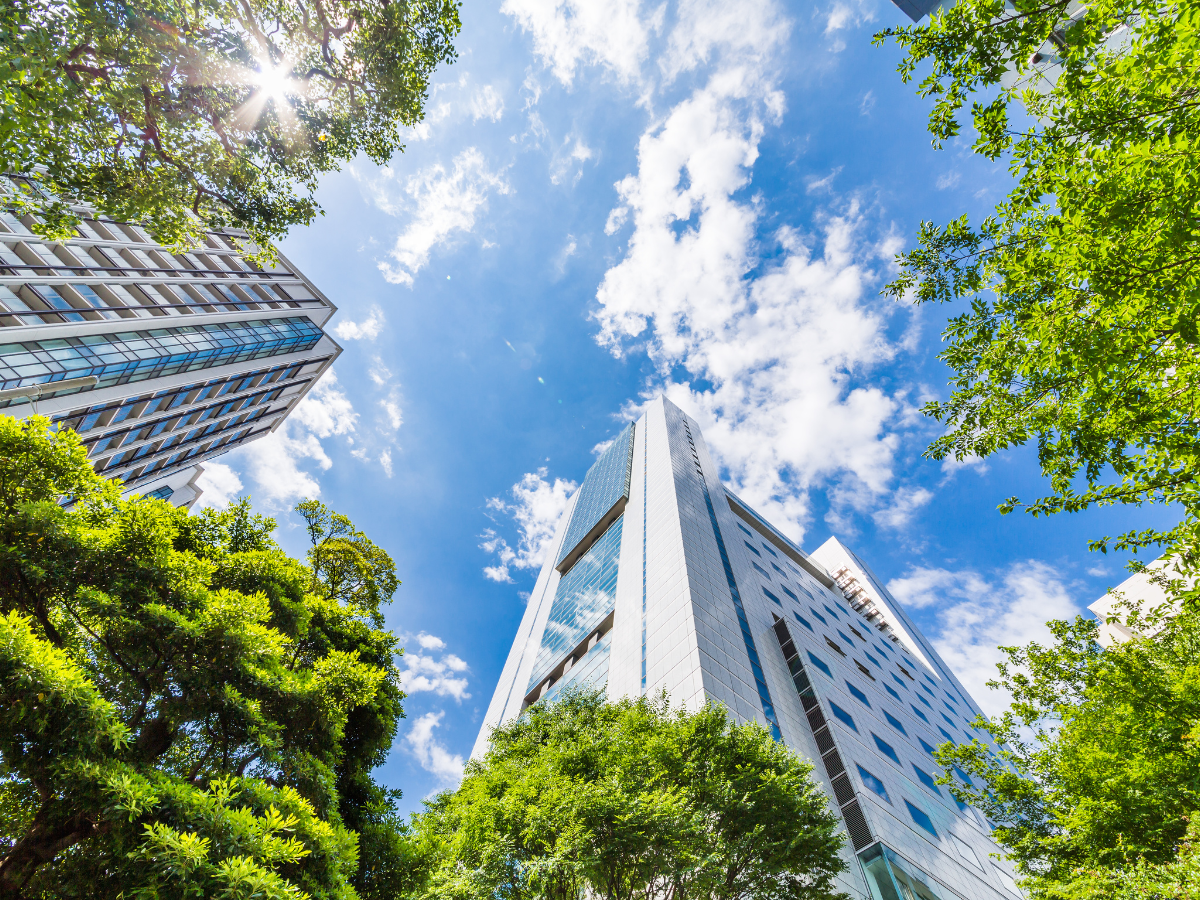 Climate on Coating Performance - Commercial Buildings