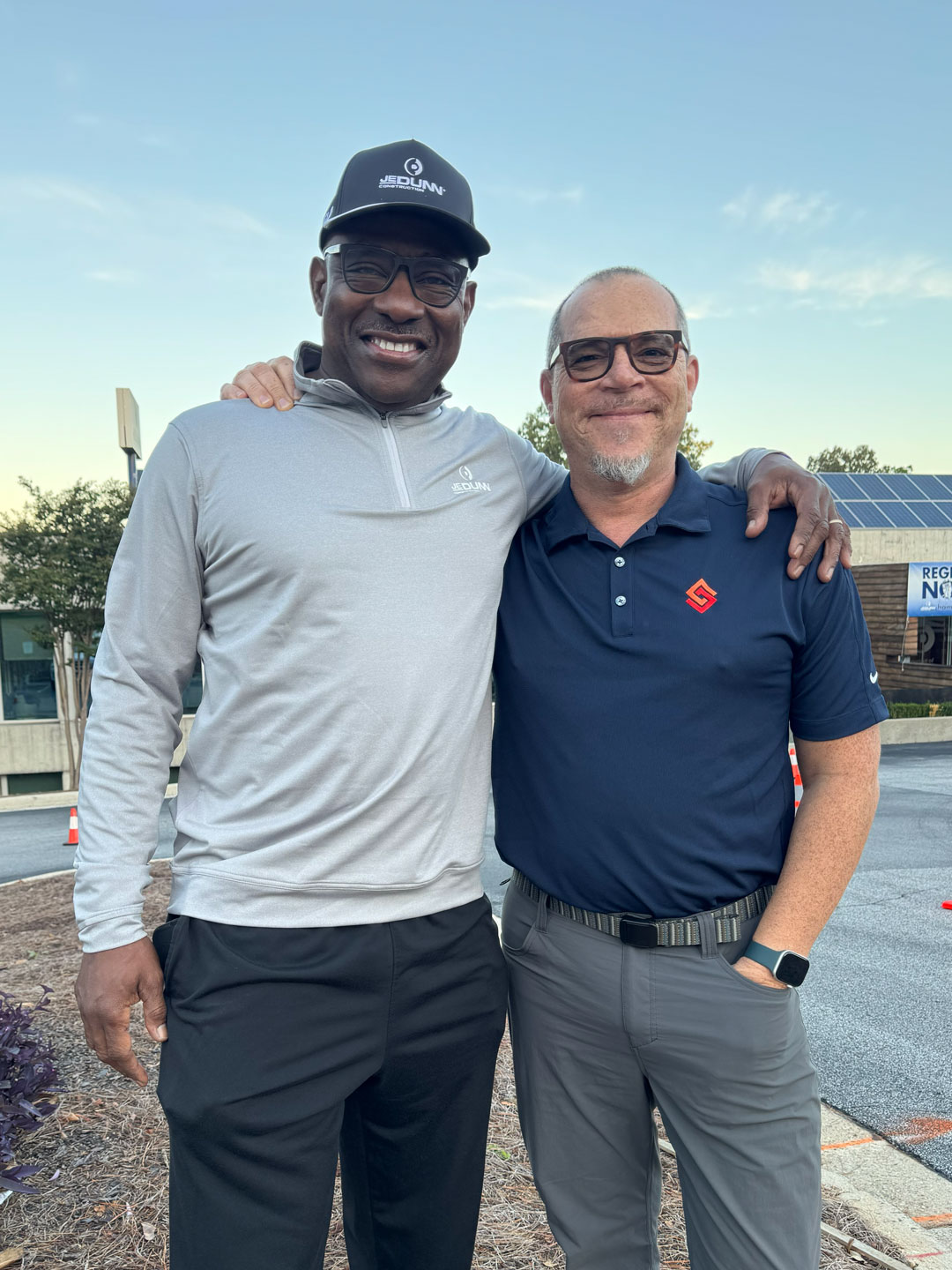 20251011_120048305_iOS