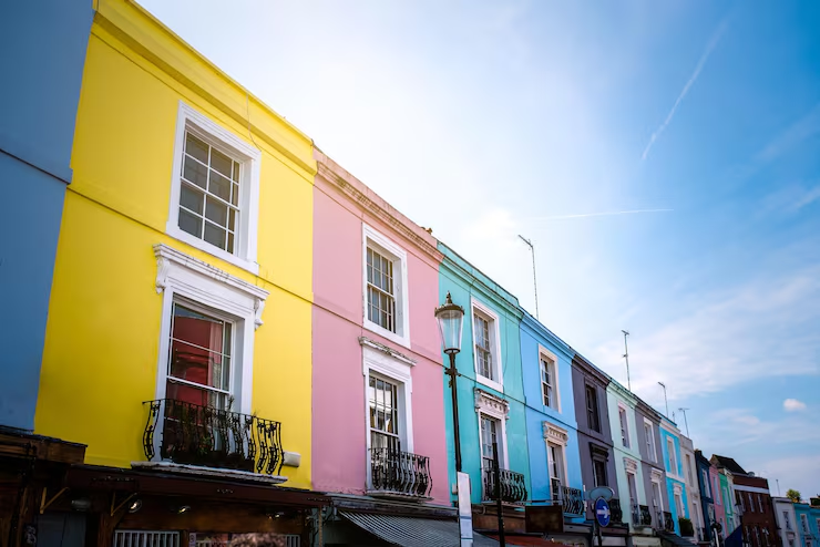 Freshly painted multi-family building painted by a professional painter